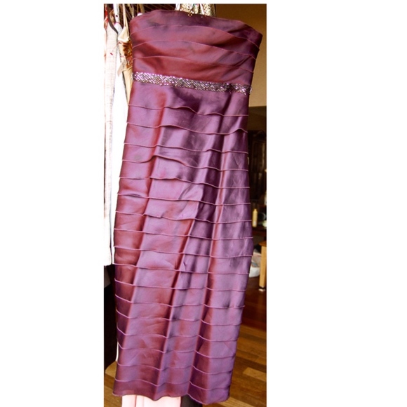 Calvin Klein Women's Cocktail Dress Ruffled V Neck Purple Size 4